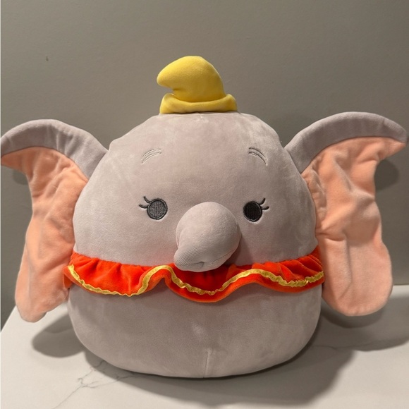 Dumbo Squishmallow - Picture 1 of 6